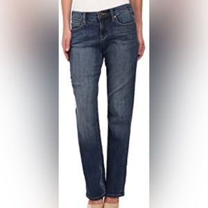 LUCKY BRAND DUNGAREES SIZE 6/29